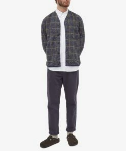 Universal Works Check Bari Fleece Cardigan -Outlet Sweaters Store 01 09 2022 si 27716 nvy m9