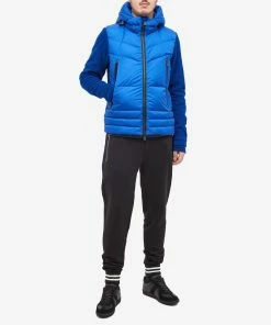 Moncler Grenoble Down Hooded Knit Jacket 8 Moncler Grenoble Down Hooded Knit Jacket -Outlet Sweaters Store 01 12 2022 si 8g000 27 80093 755 m9