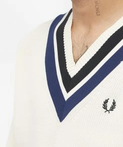 Fred Perry Authentic Fred Perry Striped V-Neck Jumper -Outlet Sweaters Store 03 11 2022 NS k4536 560 10 1