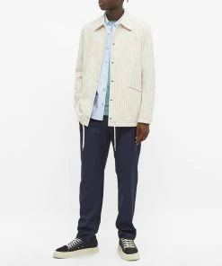 AMI Button Down Logo Oxford Shirt 11 AMI Button Down Logo Oxford Shirt -Outlet Sweaters Store 08 02 2022 LL BFHSH113 480450 m6 1