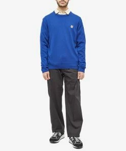 Maison Kitsune Fox Head Patch Regular Crew Neck Knit -Outlet Sweaters Store 08 02 2023 AJ FM00528KT1036 P485 m9 1