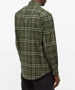 Burberry Caxton Check Shirt 8 Burberry Caxton Check Shirt -Outlet Sweaters Store 08 09 2021 RC 8045560 A5874 8 1