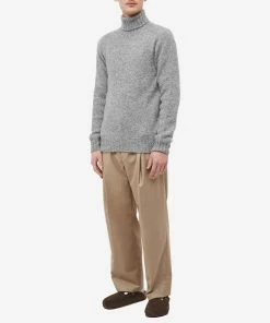Officine Generale Seamless Turtleneck Knit -Outlet Sweaters Store 09 12 2022 SI W22MKNT303 m9 1