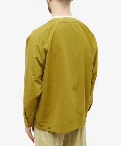 Homme Plissé Issey Miyake Lightweight Shirt 7 Homme Plissé Issey Miyake Lightweight Shirt -Outlet Sweaters Store 24 01 2023 JC HP36FJ013 65 8 1