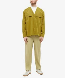 Homme Plissé Issey Miyake Lightweight Shirt 8 Homme Plissé Issey Miyake Lightweight Shirt -Outlet Sweaters Store 24 01 2023 JC HP36FJ013 65 m9 1