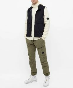 C.P. Company Lambswool Double Knit Hoody -Outlet Sweaters Store 26 10 2021 GH 11CMKN197A 005798A 103 M9 1