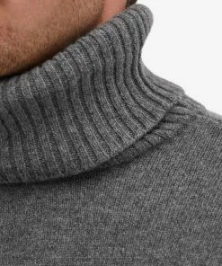 A.P.C. Marc Chunky Roll Neck Knit 9 A.P.C. Marc Chunky Roll Neck Knit -Outlet Sweaters Store 27 09 2022 ml wvawk h23135 pla 10