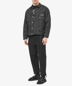 Undercover Running Monks Crew Sweat -Outlet Sweaters Store 29 11 2022 NS UC2B4891 3 BLK m9 1